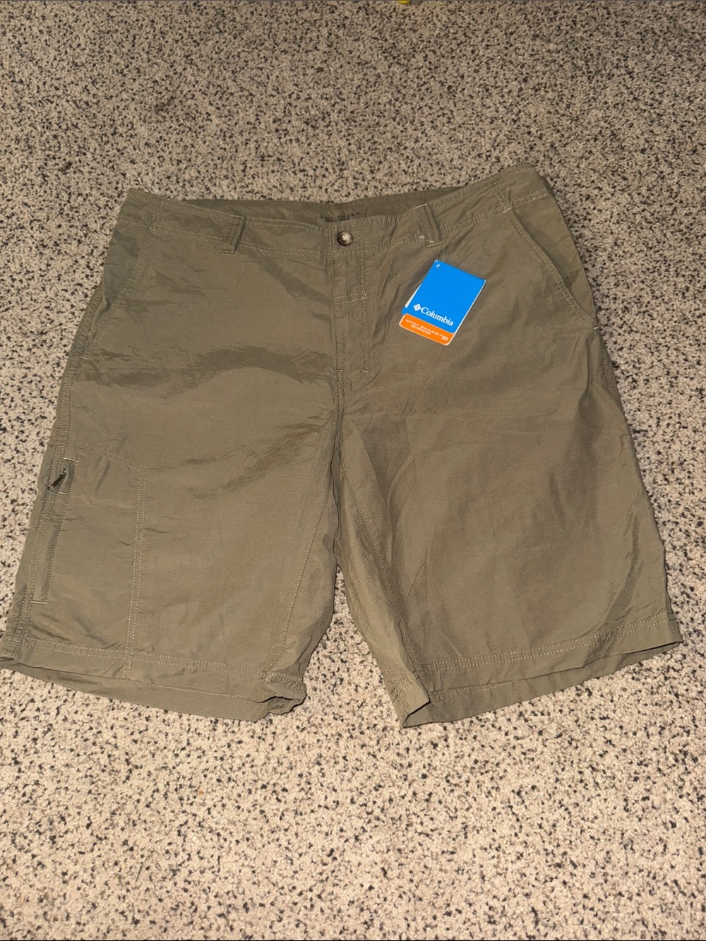 Columbia Men's Olive Green Cargo Shorts